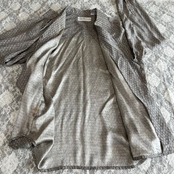 100% Silk First Issue Blouse Vintage Size Small - Picture 8 of 10